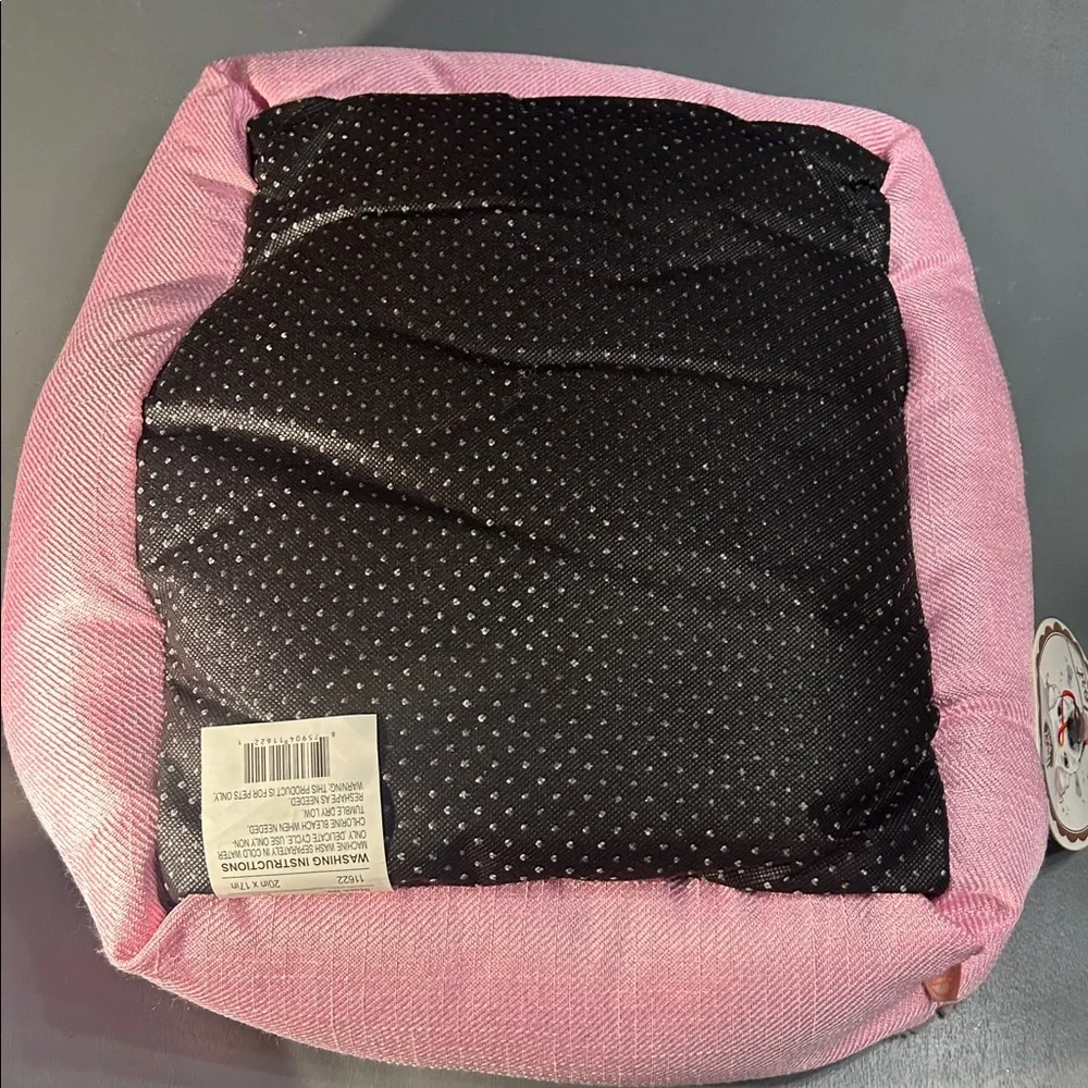 happy tails Cozy Gray and Pink Pet Bed